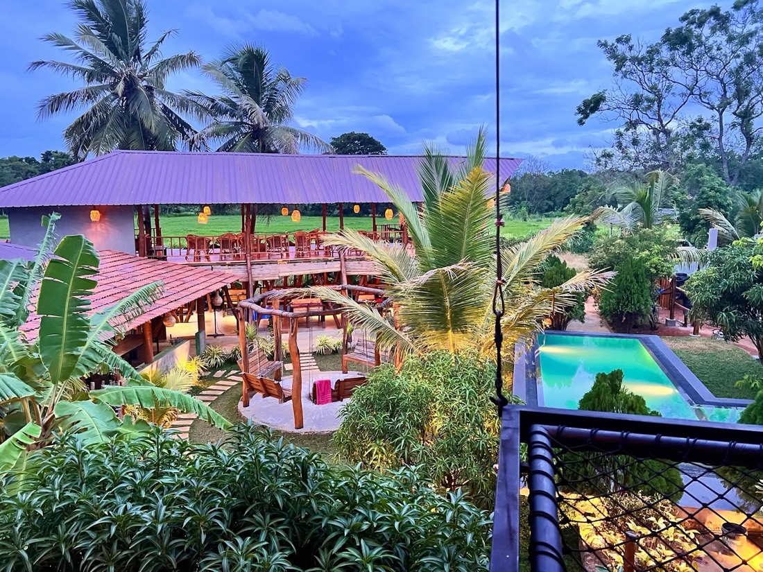 roys villa hostel
